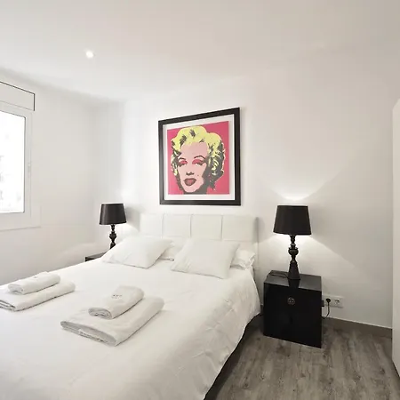 The White Flats Les Corts Apartment Barcelona Exterior photo