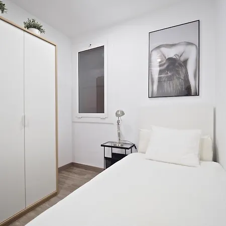 The White Flats Les Corts Apartment Barcelona Exterior photo