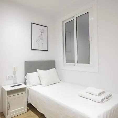 The White Flats Les Corts Apartment Barcelona Exterior photo