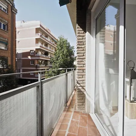 The White Flats Les Corts Apartment Barcelona Exterior photo