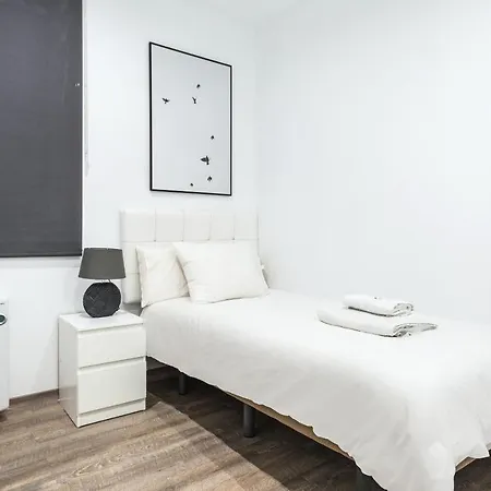 The White Flats Les Corts Apartment Barcelona Exterior photo