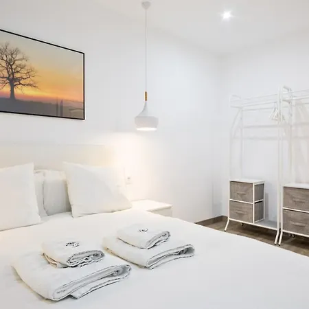 The White Flats Les Corts Apartment Barcelona Exterior photo